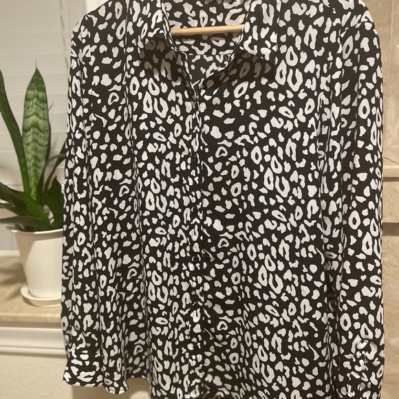 Apt. 9 Tops - Apt. 9 Blouse